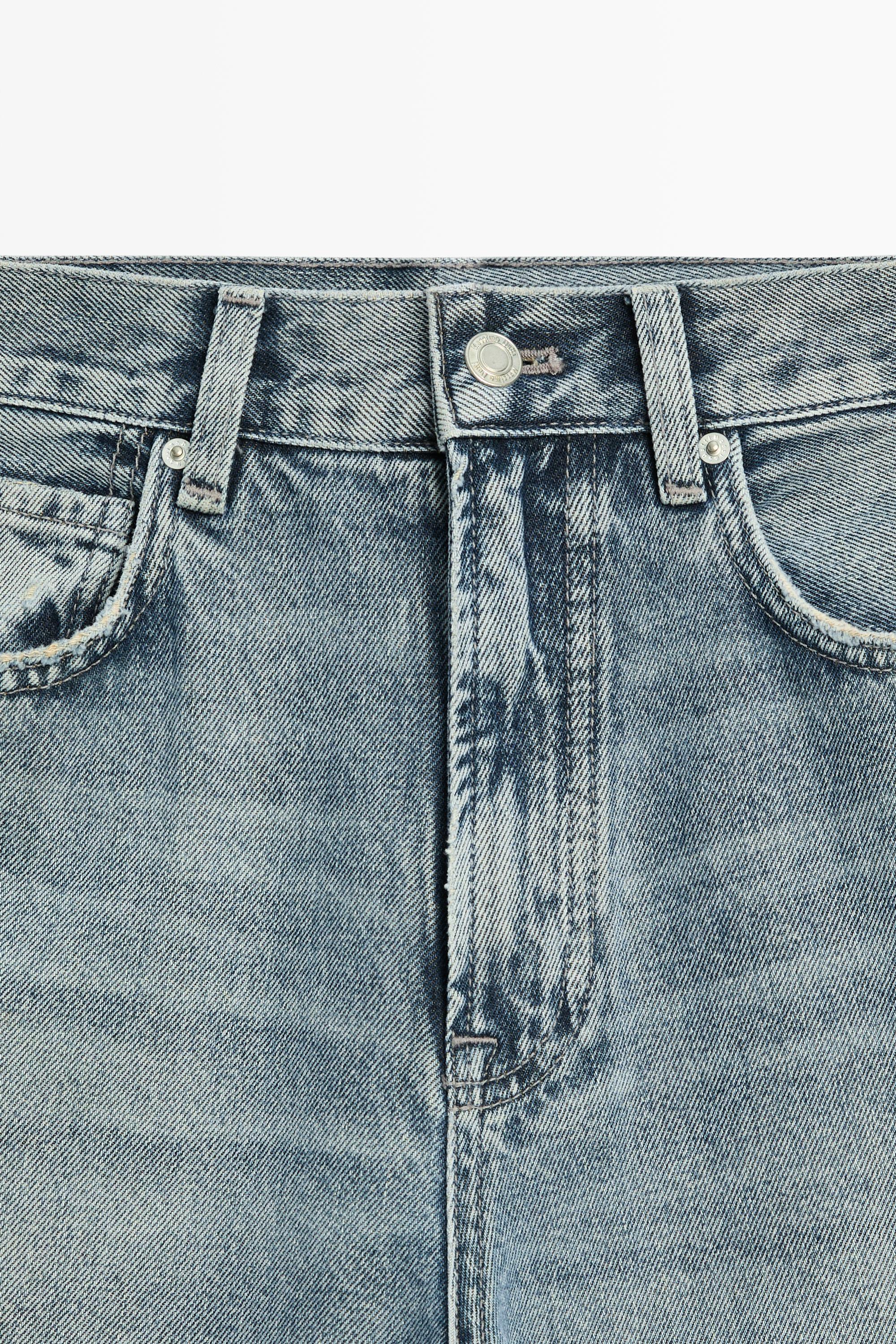 High-waist wide-leg jeans
